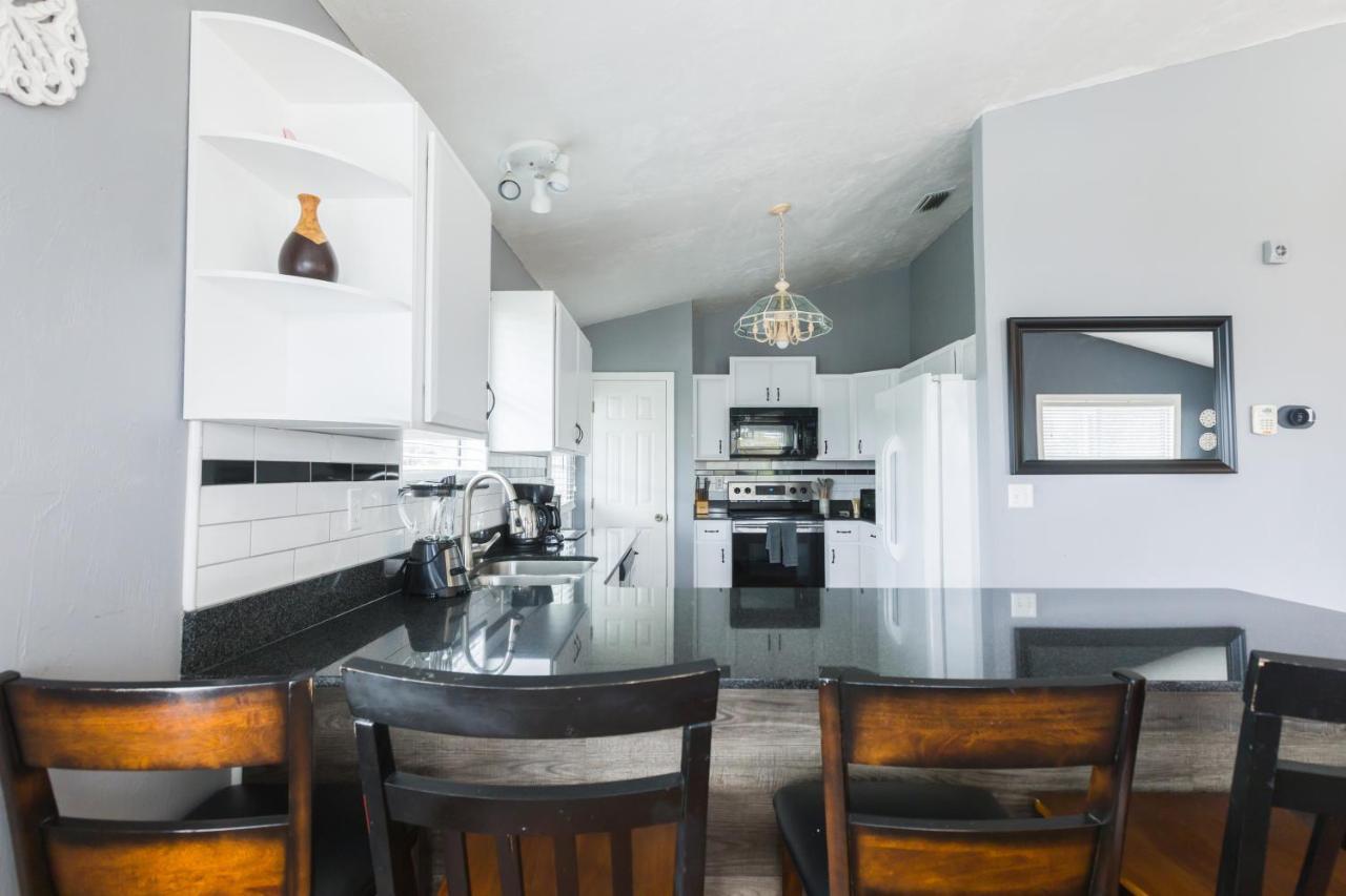 Five Bedroom Home In The Heart Of St Aug Beach St. Augustine Εξωτερικό φωτογραφία