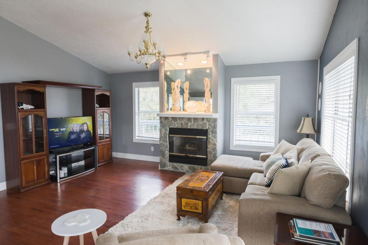 Five Bedroom Home In The Heart Of St Aug Beach St. Augustine Εξωτερικό φωτογραφία