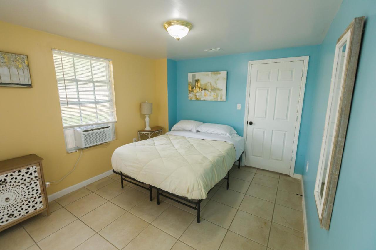 Five Bedroom Home In The Heart Of St Aug Beach St. Augustine Εξωτερικό φωτογραφία